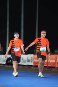 BIB: 45932, 41507
                            <button type="button" onclick="openModal(19763483)" class="btn btn-primary btn-sm float-right btn-popup" data-toggle="modal" data-target=".modal-high-quality">
                        <i class="fas fa-shopping-cart"></i> Add to Cart
                    </button>
                                            <button type="button" onclick="isThisMe(19763483, true)" class="btn btn-success btn-sm float-right btn-popup btn-isme hidden" data-toggle="tooltip" data-placement="bottom" title="นี่คือรูปของคุณใช่ไหม คลิกที่นี่เพื่อเอาเข้าอัลบั้ม">
                        <i class="fas fa-plus"></i> Add to album
                    </button>
                    <button type="button" onclick="isThisMe(19763483, false)" class="btn btn-warning btn-sm float-right btn-popup btn-isnotme hidden">
                        <i class="fas fa-ban"></i> Remove from album
                    </button>